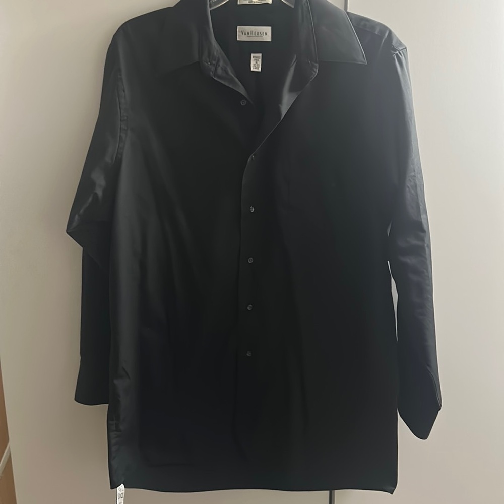 Men’s black dress shirt. Size L. Neck: 16. UEC.